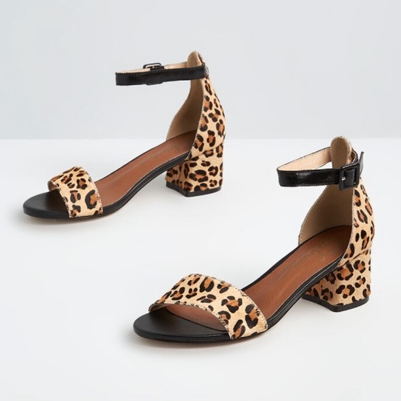 NEW Cheetah Heels - Picture 6 of 16